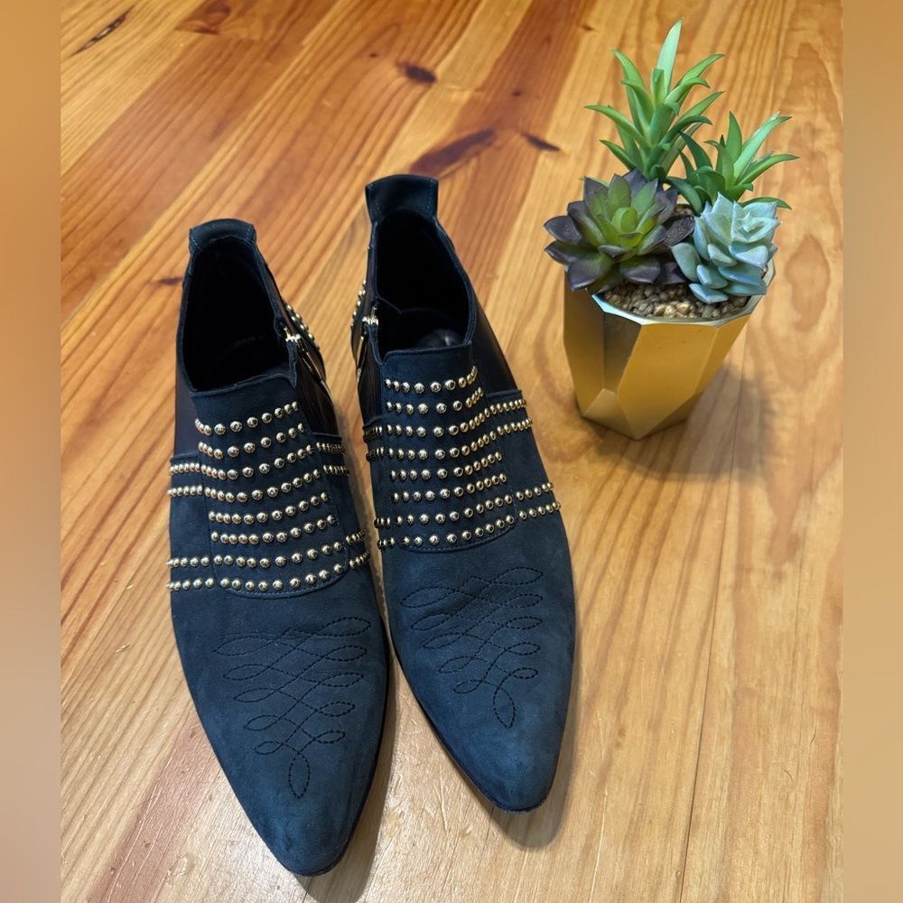 ANINE BING Charlie Low Ankle Boots SZ 38/7 Black Suede Gold Stud Embellishments
